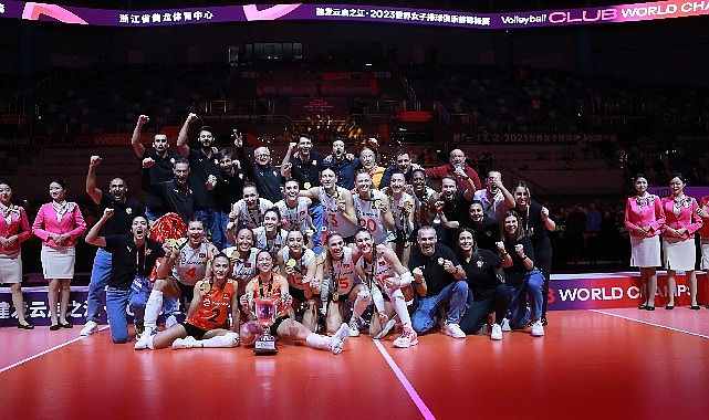Eczacıbaşı Dynavit, 2023 FIVB Dünya Kulüpler Şampiyonası finalinde Vakıfbank’ı 3-2