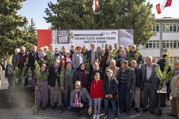 Mersin Büyükşehir Belediyesi, kentin her noktasındaki üreticiye dokunarak, üretimi desteklemeye