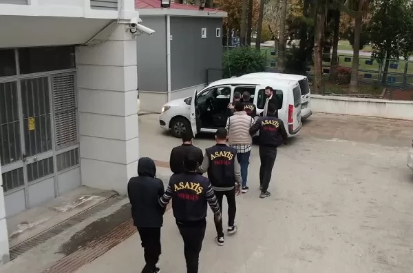 7 milyonluk vurgun yapan telefon dolandırıcıları tutuklandı