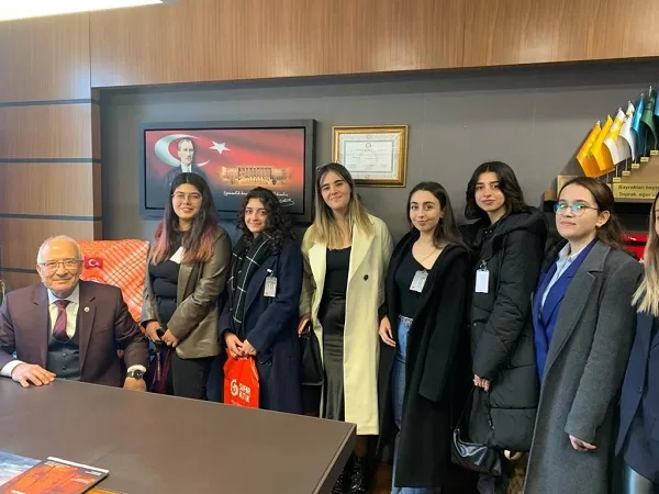 İYİ Parti Mersin Milletvekili Burhanettin Kocamaz, Tarsuslular Dernek Başkanı (TADER)