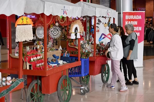 Mersin Büyükşehir Belediyesi hem kadın elinden üretimi desteklemek, hem de