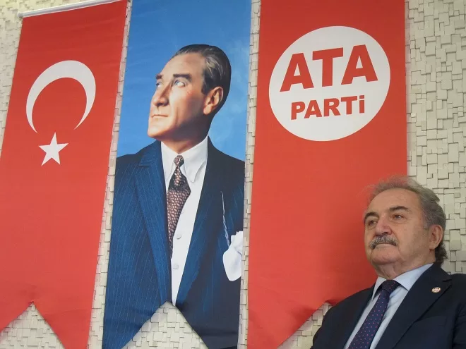 ATA Parti Genel Başkanı Namık Kemal Zeybek, sosyal medya hesabı