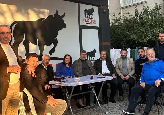 MERSİN (ACİL HABER)-Aday adaylık çalışmaları kapsamında Toroslar esnafını ziyaret eden