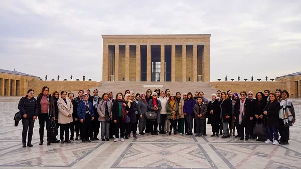 Tarsus Belediyesi 5 Aralık Dünya Kadın Hakları Günü’nde, Türk Kadınlar