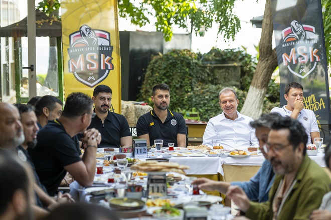 Mersin Büyükşehir Belediye Başkanı Vahap Seçer, 2024-2025 Sezonu’nda Türkiye Sigorta