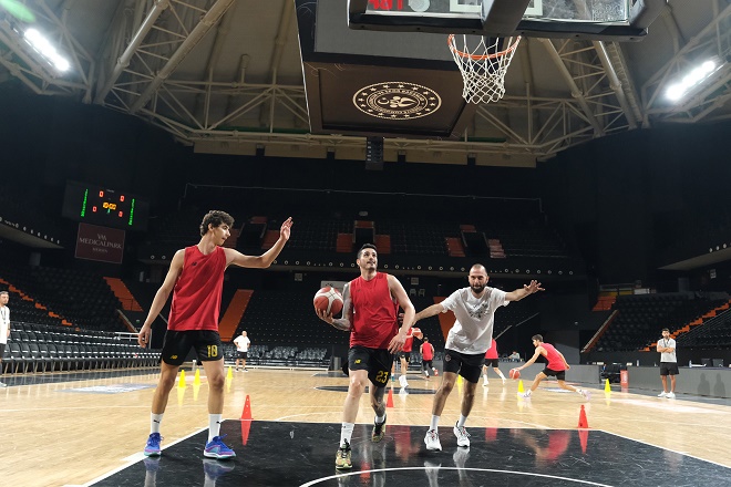 2024-2025 Sezonu Türkiye Sigorta Basketbol Süper Ligi’nde mücadele eden ve