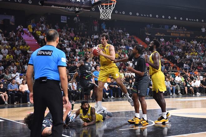 Türkiye Sigorta Basketbol Süper Ligi’nde mücadele eden Mersin Spor Kulübü