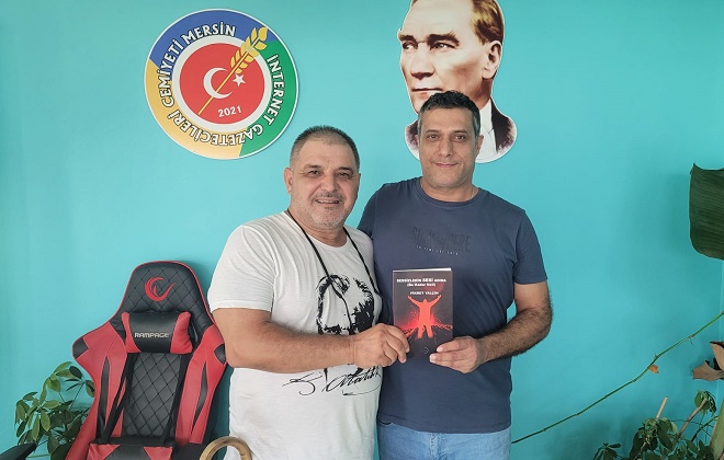 İmza günü öncesi Fikret Yalçın, MEİGDER’de Kitabını Tanıttı… Yazar Fikret