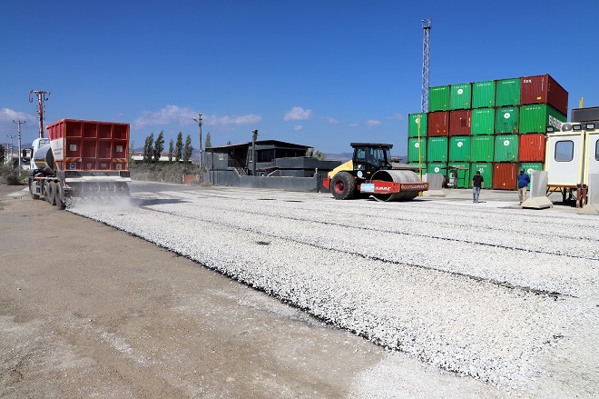 Akdeniz Belediyesi Fen İşleri Müdürlüğü ekipleri, Çilek Mahallesi’nde; Tırmıl Sanayi