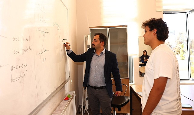 Çankaya Belediyesi, bu yıl yüz yüze eğitim verdiği Çankaya Akademi
