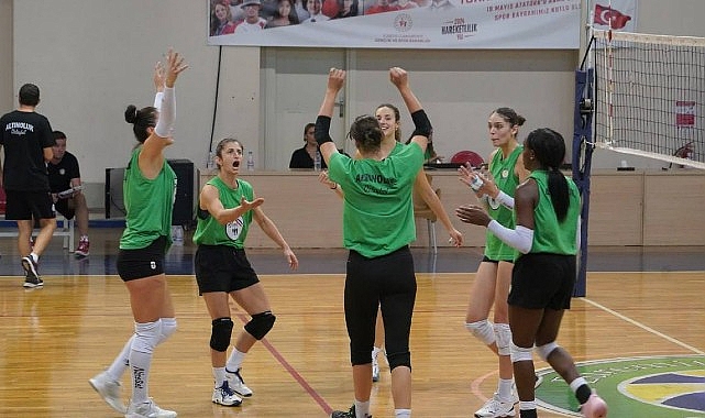 Edremit Belediyesi Altınolukspor Kadın Voleybol Takımı, 6 Ekim’de başlayacak KFC