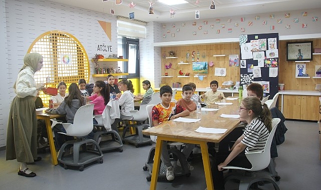 Zeytinburnu’nda eğitim veren ilkokulların 4 ve 5.