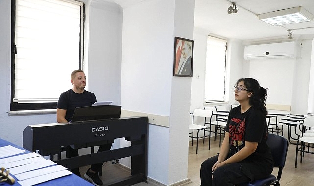 Kent genelinde düzenlediği kültür ve sanat etkinlikleri ile vatandaşların beğenisini