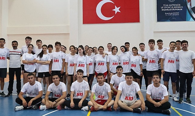 Nevşehir Belediyesi Gençlik ve Spor Hizmetleri Müdürlüğü’nün açtığı Ücretsiz Spor