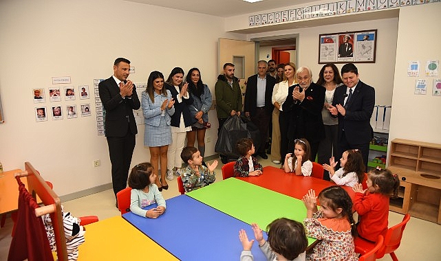 Çocukların eğitimine destek olan ve olmaya da devam eden Kadıköy