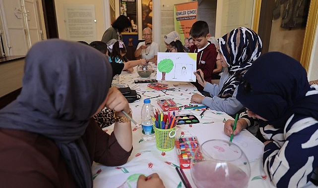 Konak Belediyesi, Art Terapi Derneği ve Kadın Haklarını Koruma Derneği