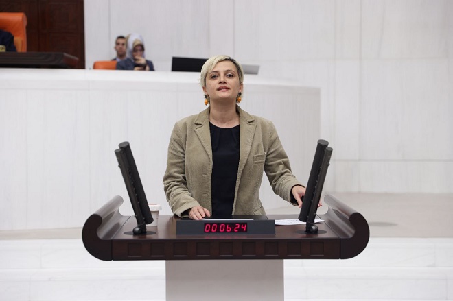 Mersin merkezli 4 ilde düzenlenen MESEM operasyonunda 39 kişinin gözaltına