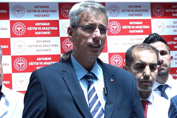 Sağlık Bakanı Prof. Dr. Kemal Memişoğlu, uygulamaya koyulan yönetmelik hakkında