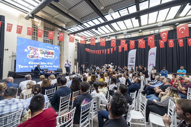 Mersin Büyükşehir Belediye Başkanı Vahap Seçer, 3. Uluslararası Tarsus Festivali