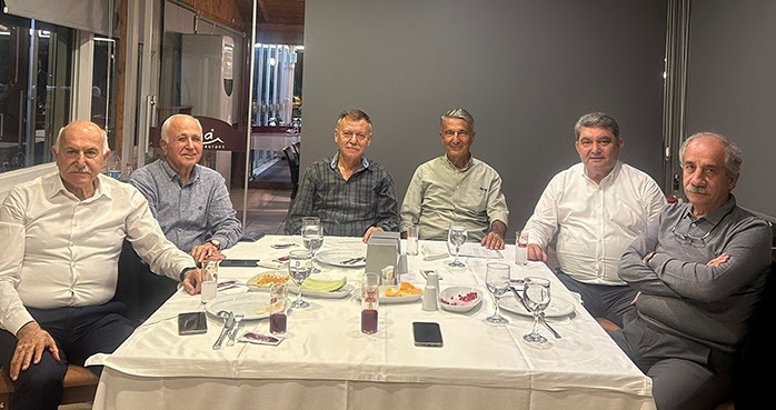 26.Dönem CHP Mersin Milletvekili Serdal Kuyucuoğlu, geçmiş dönem CHP milletvekillerinin