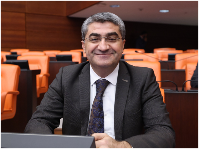 DEVA Partisi Genel Başkan Yardımcısı ve Mersin Milletvekili Mehmet Emin