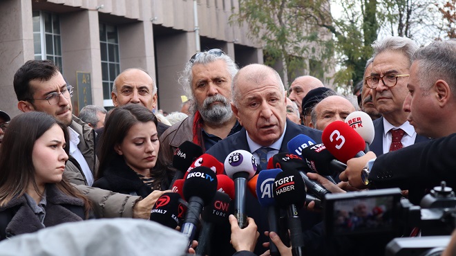 “Zafer Partisi olarak Anayasadan kaynaklanan haklarını kullanan Sayın Kemal Kılıçdaroğlu’na