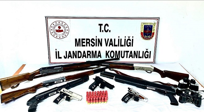 Mersin İl Jandarma Komutanlığı ekipleri silah kaçakçılığı yapan şahıslara yönelik