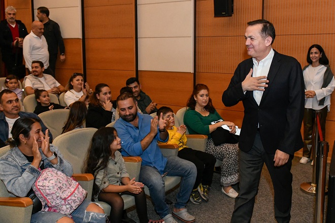 Mersin Yenişehir Belediyesi tarafından düzenlenen 4. Yenişehir Komedi Oyunları Festivali