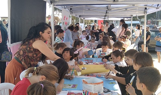 İzmir Büyükşehir Belediyesi tarafından başlatılan Birlikte Tasarlıyoruz: Çocuk Kütüphaneleri Projesi,