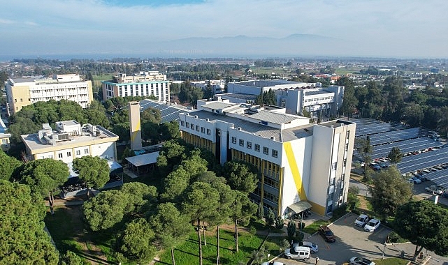 Dokuz Eylül Üniversitesi Teknoparkı (DEPARK), ‘Minik Kalplerle Yarınlara’ sloganıyla hayata