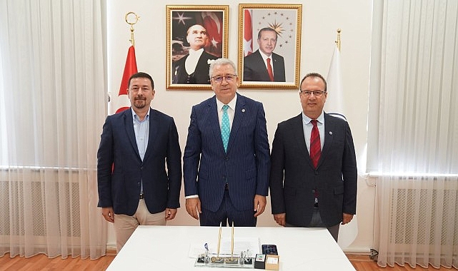 Ege Üniversitesi Eğitim Fakültesi Türkçe ve Sosyal Bilimler Eğitimi Bölümü Türkçe