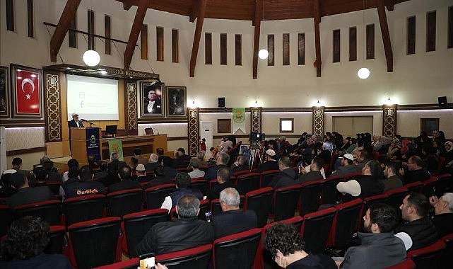 İnegöl Belediyesi ile AHİD iş birliğinde düzenlenen Aile Okulu kapsamında