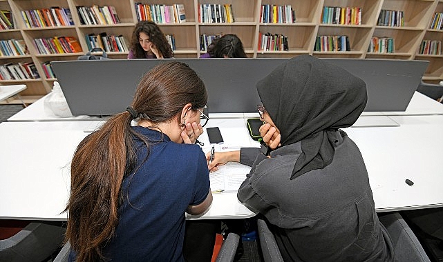 Osmangazi Belediyesi tarafından ilçeye kazandırılan ve hizmete açılmasının ardından kitapseverler