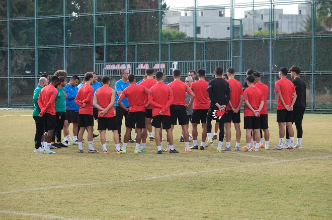 Mersin’de çalışmalarını sürdüren Hatayspor, önemli oyuncularının milli takımlarda olması nedeniyle