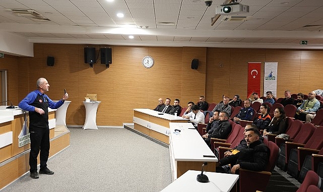 Kahramanmaraş Pazarcık ve Elbistan depremleri sonrasında Kartepe Belediyesi’nde Afet İşleri