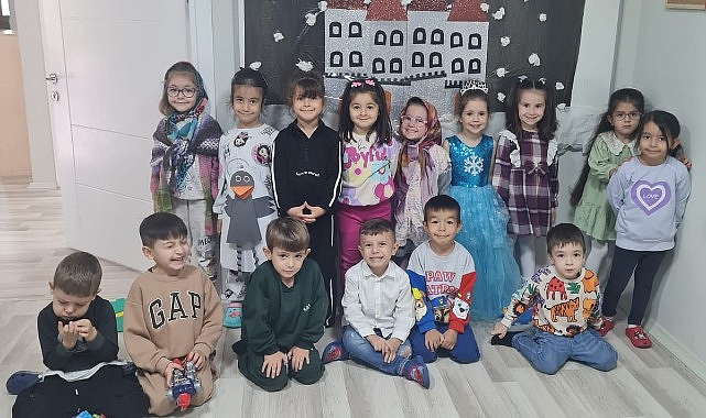 Manisa Büyükşehir Belediyesi bünyesinde 17 ilçede faaliyet gösteren Çocuk Kültür