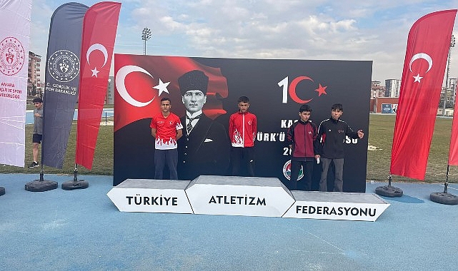 Türkiye Cumhuriyeti’nin kurucusu Mustafa Kemal Atatürk’ün anısına her yıl İlkokul,