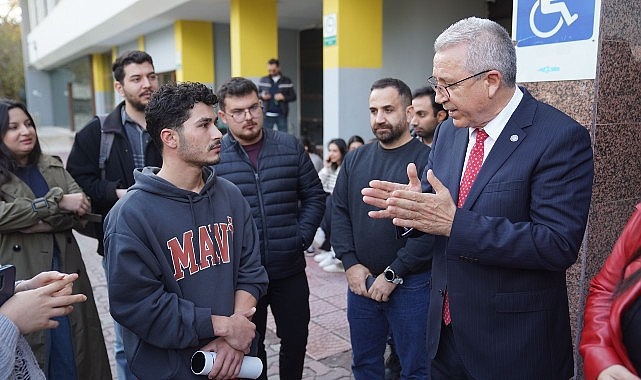 Türkiye’nin önde gelen üniversite kütüphanelerinden biri olan Ege Üniversitesi Merkez