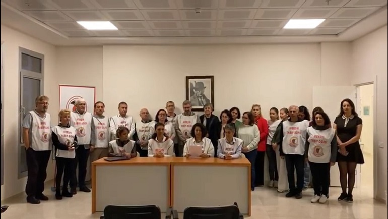 Mersin’de hekimler; Türkiye’de çocuk istismarının, yoksulluk ve çocuk işçiliğinin endişe