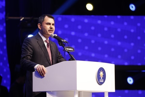 Çevre, Şehircilik ve İklim Değişikliği Bakanı Murat Kurum, deprem bölgesinde
