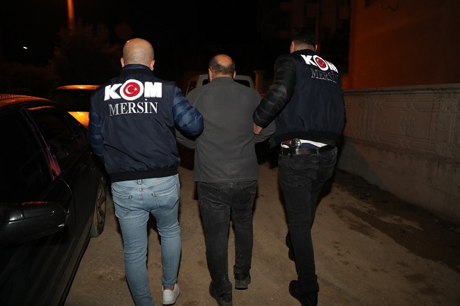 MERSİN POLİSİNDEN RÜŞVET ÇARKINA DARBE