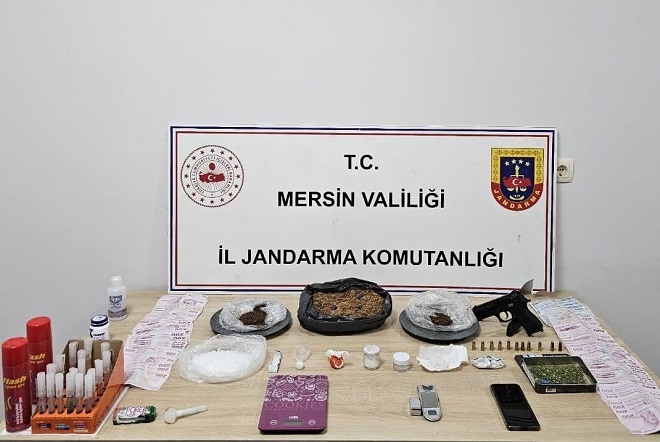 Mersin İl Jandarma Komutanlığı ekipleri uyuşturucu madde ticareti yapan şahıslara