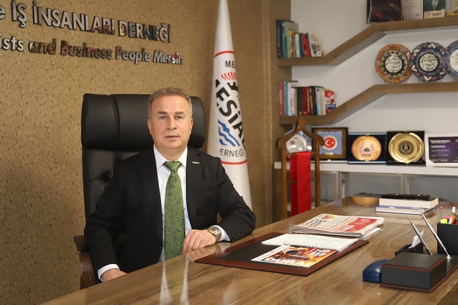Yeni yıl nedeniyle bir mesaj yayımlayan Mersin Sanayici ve İş