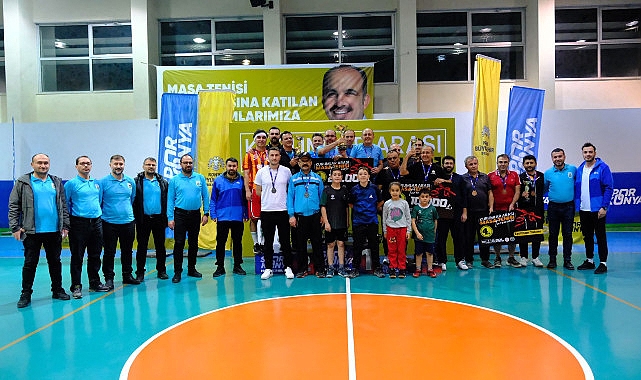 Konya Büyükşehir Belediyesi tarafından düzenlenen “Kurumlar Arası Masa Tenisi Turnuvası”