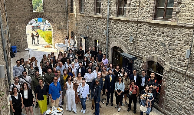 Mesleki ve teknik eğitim kursları ile gerçek bir fabrika gibi