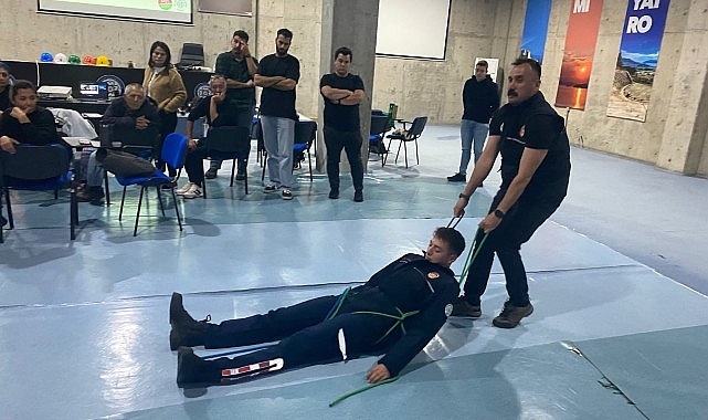 2022 yılında başlattığı Gönüllü İtfaiyecilik eğitimleri ile yangın, su baskınları,