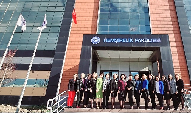 Türkiye’deki Hemşirelik Fakülteleri Dekanlar Konseyi (HEMDEK) Toplantısı Ege Üniversitesi (EÜ)