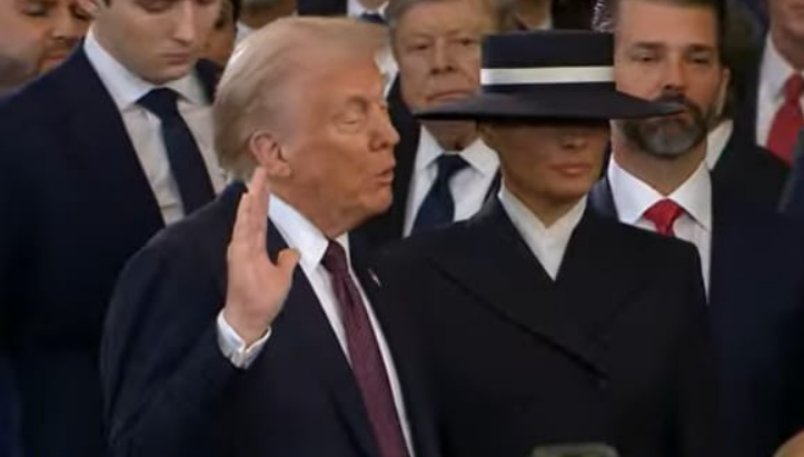  Donald Trump Amerika Birleşik Devletleri’nin (ABD) 47. başkanı olarak yemin