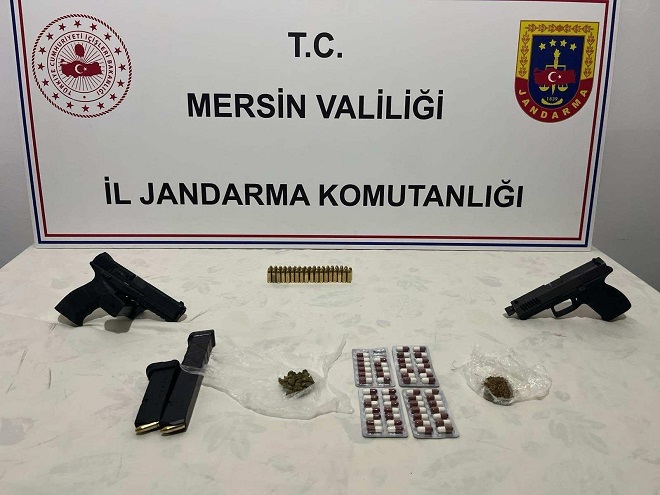 KASTEN ÖLDÜRME ŞÜPHELİLERİ JANDARMADAN KAÇAMADI