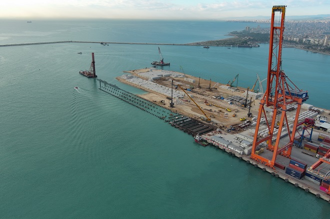 Ulaştırma ve Altyapı Bakanı Abdulkadir Uraloğlu, Mersin Limanı Genişleme Projesi